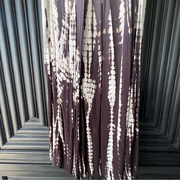 Strapless Maxi Dress - Picture 3 of 7